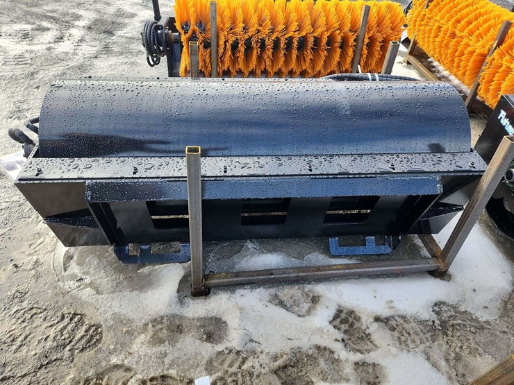 future-ft-cw70-skid-steer-vibratory-roller-image-4