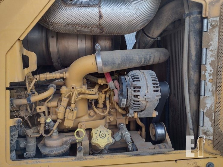 deere-650k-lgp-image-40