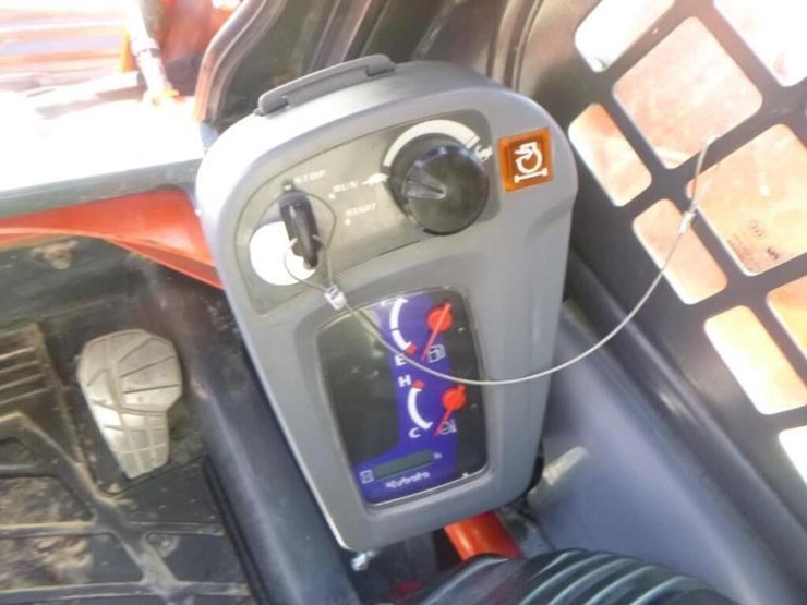 2020-kubota-ssv65-image-26