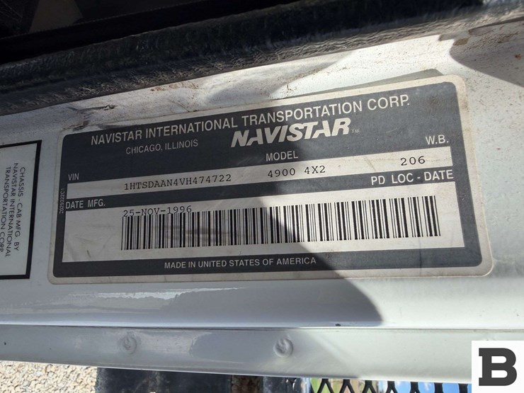 1997-international-4900-image-41