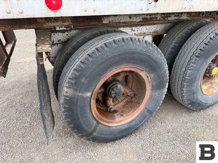 1974-fruehauf-trailer-image-28