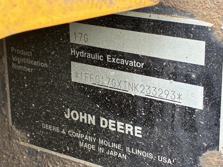 2023-deere-17g-image-25