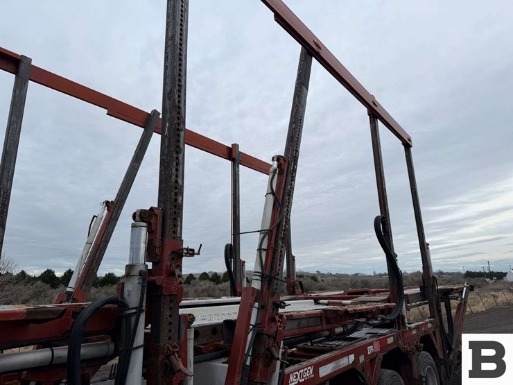 2013-cottrell-car-hauler-image-18