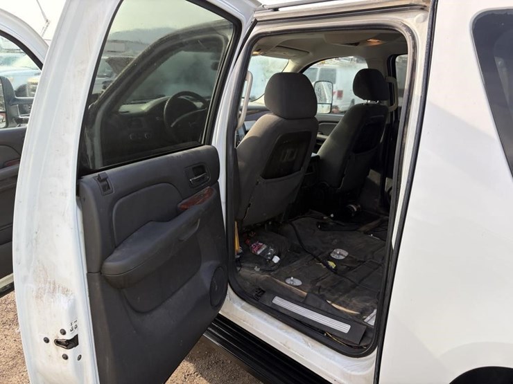 2009-gmc-yukon-image-12