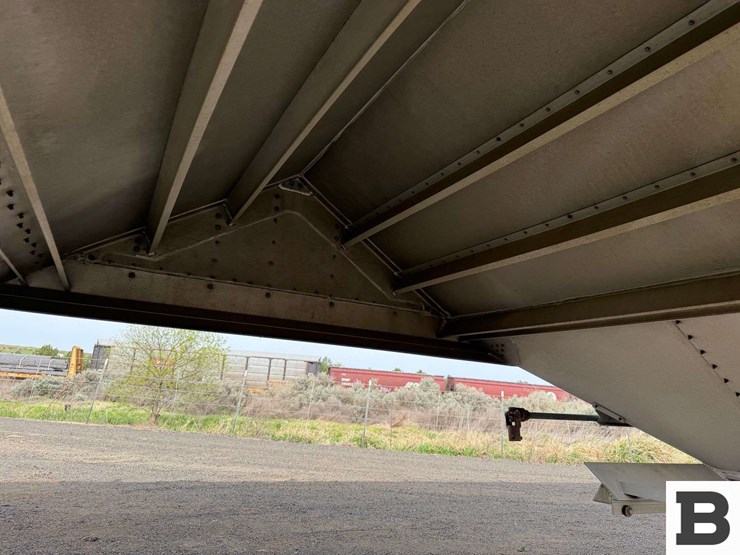 2017-timpte-hopper-bottom-image-24