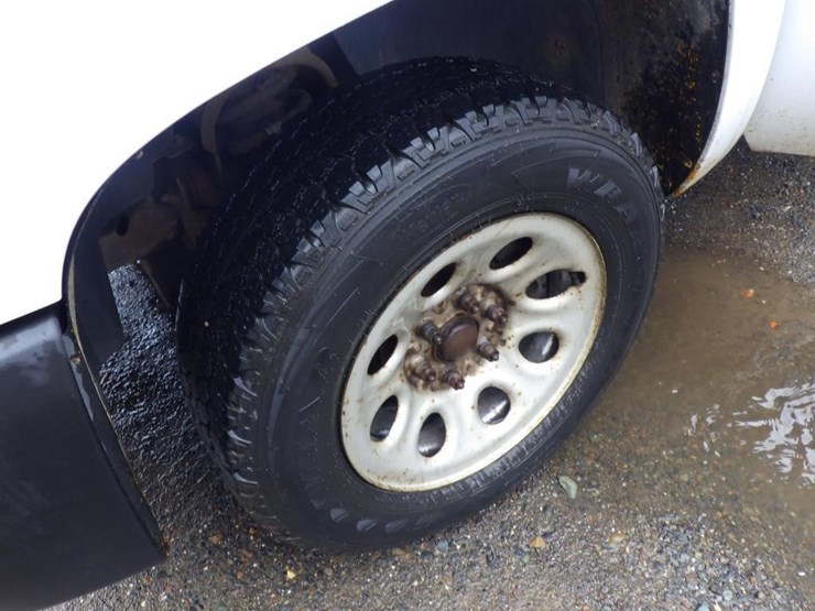 2008-chevrolet-1500-image-13