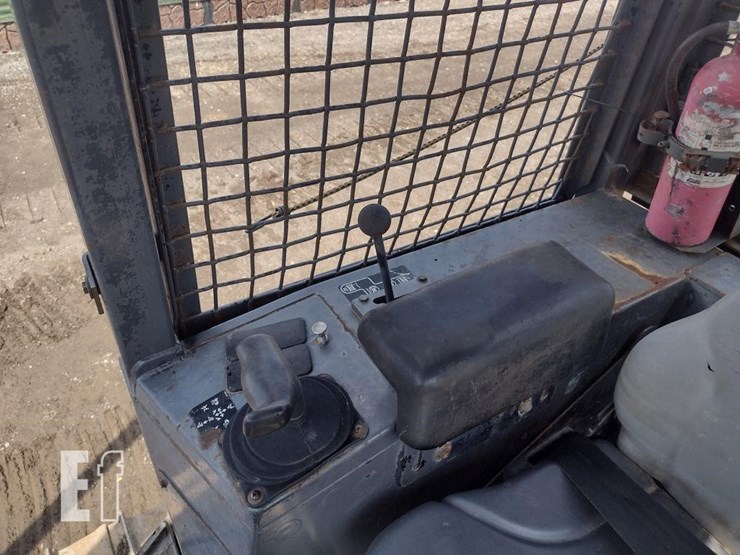 2004-deere-550j-lt-image-8