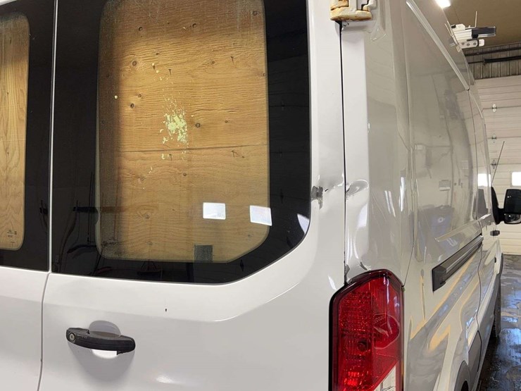 2018-ford-transit-image-27