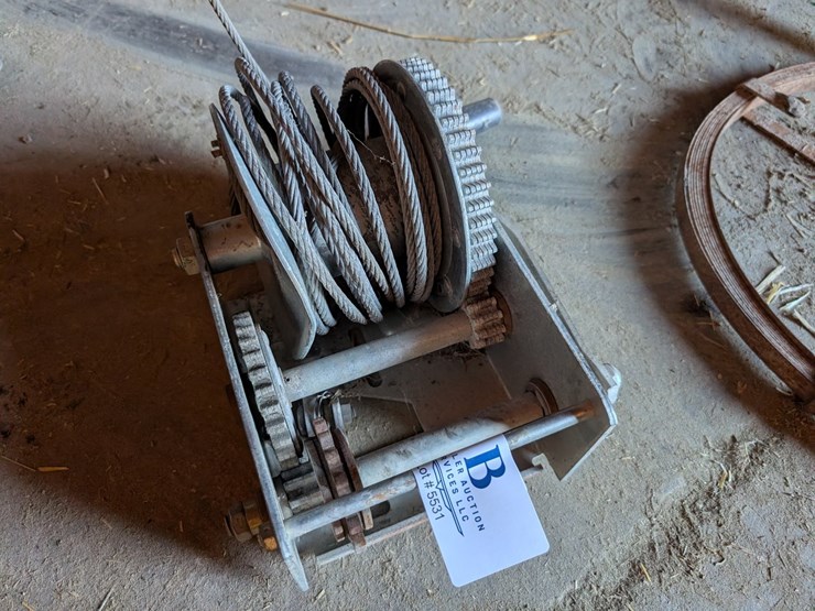 #5531-•-winch-and-drain-router-image-2