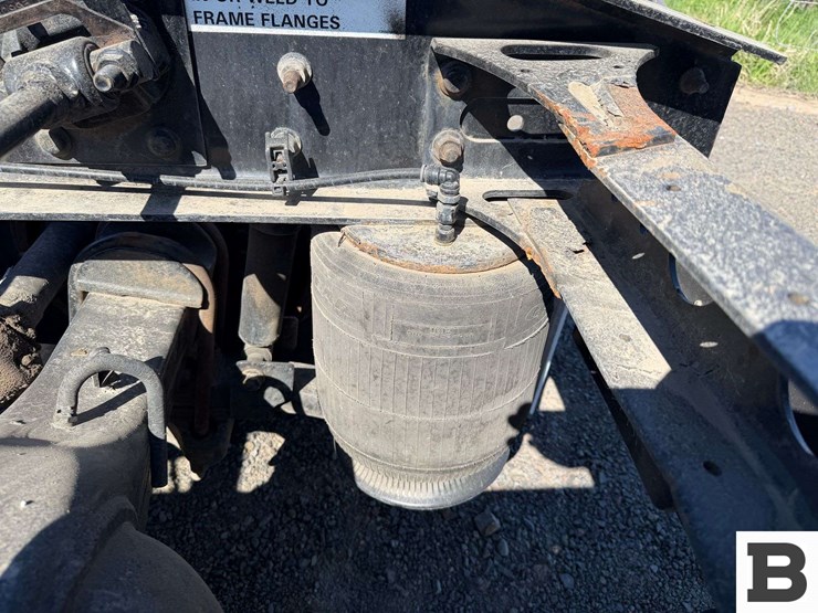 2012-international-prostar-image-28