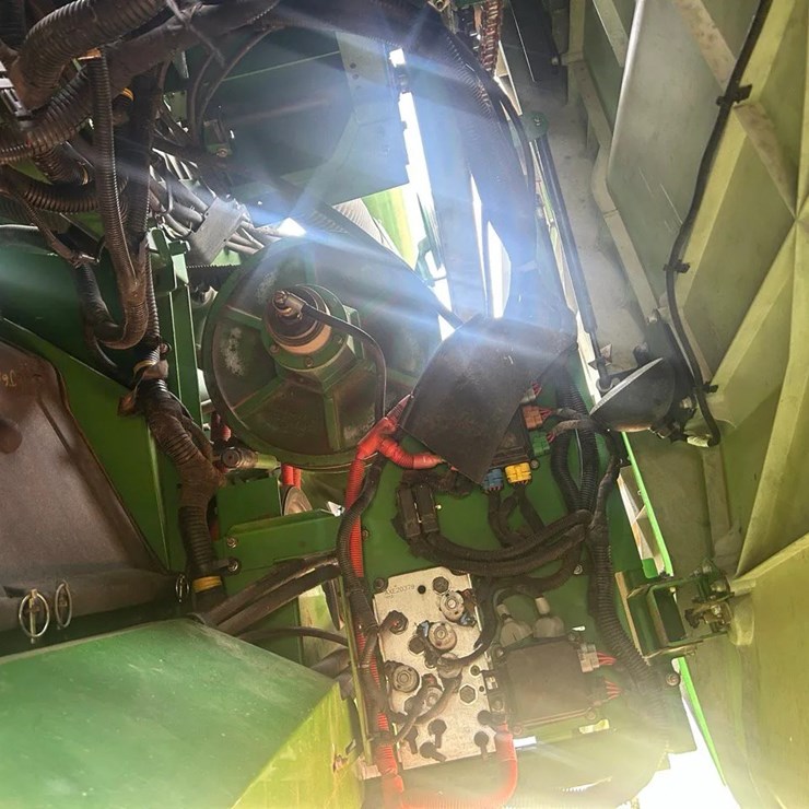 2012 JOHN DEERE S680