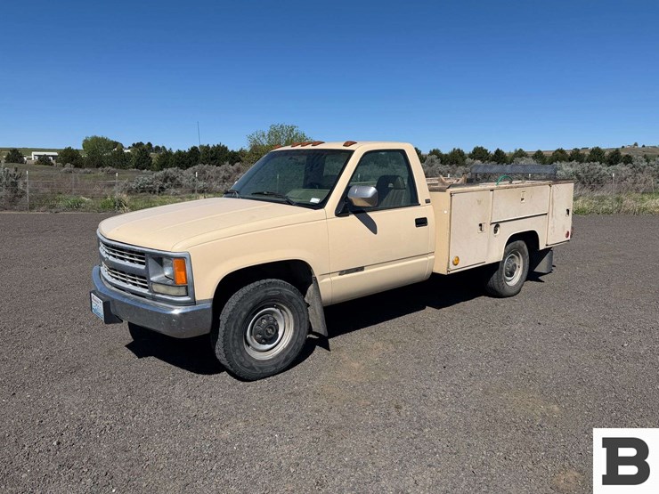 1994-chevrolet-gmt400-image-1