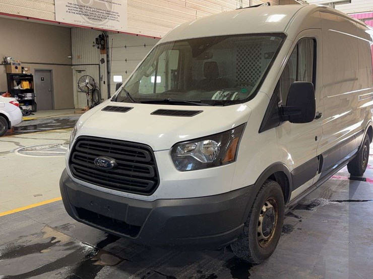 2018-ford-transit-image-1