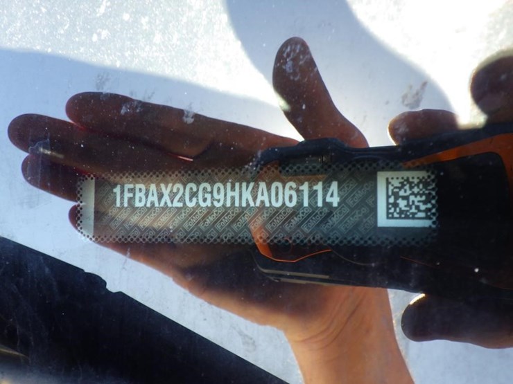 2017-ford-transit-image-15