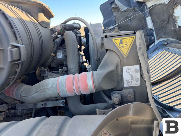 2008-international-durastar-4300-image-46