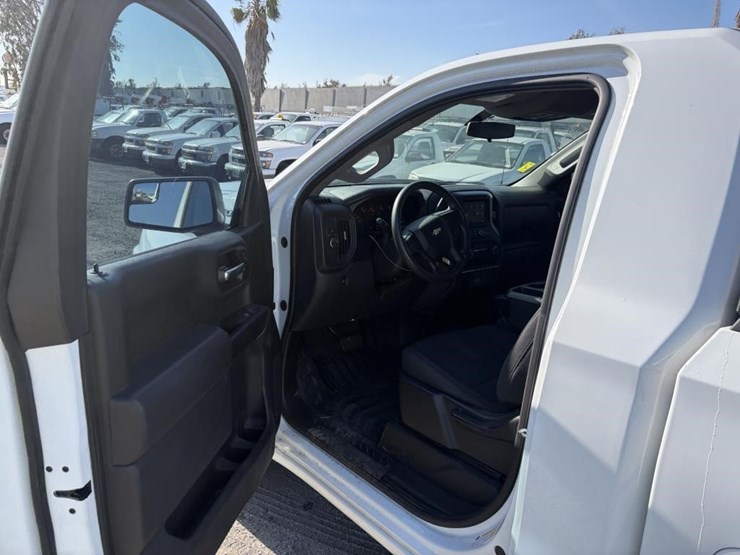 2021-chevrolet-silverado-1500-image-10
