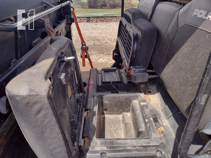 19-polaris-ranger-crew-image-15