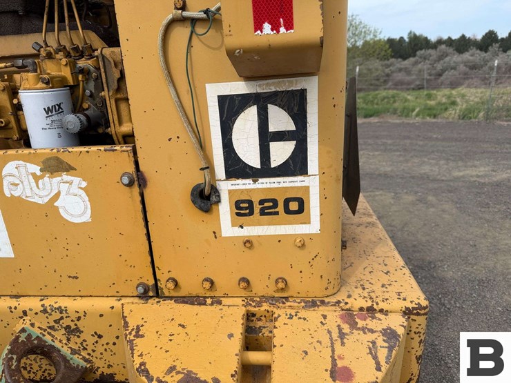 caterpillar-920-image-38