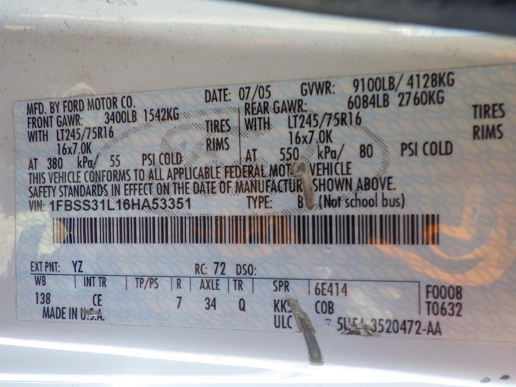 2006-ford-econoline-350-image-15