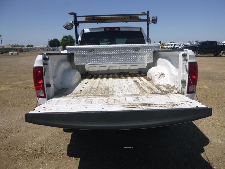 2014-dodge-ram-1500-image-21