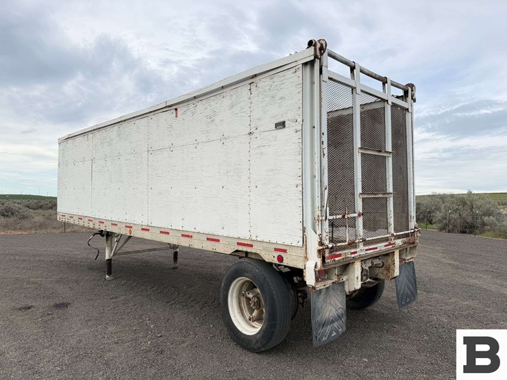 1984-fruehauf-open-top-image-3