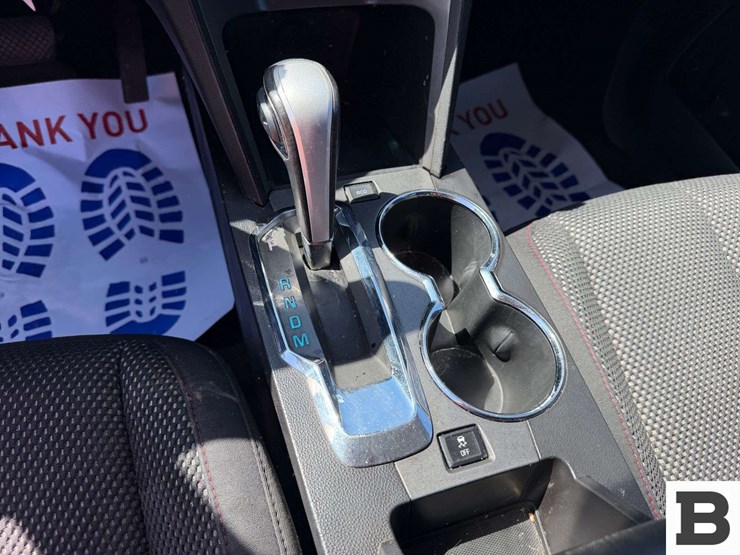 2012-chevrolet-equinox-image-24