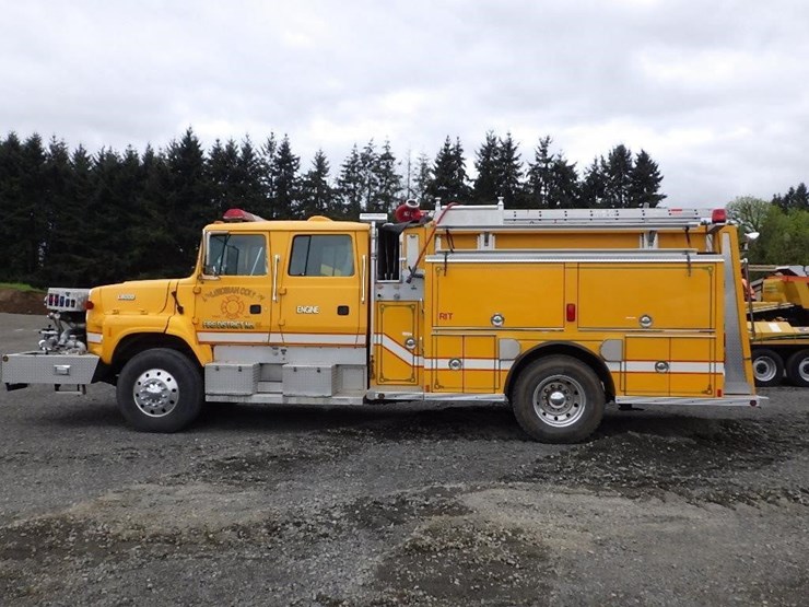 1995-ford-l9000-image-8