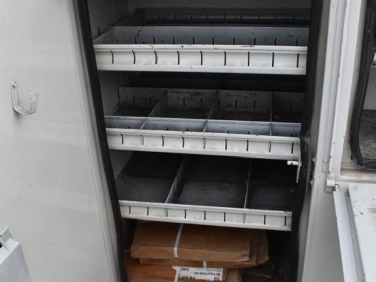 2014-ford-f550-image-14