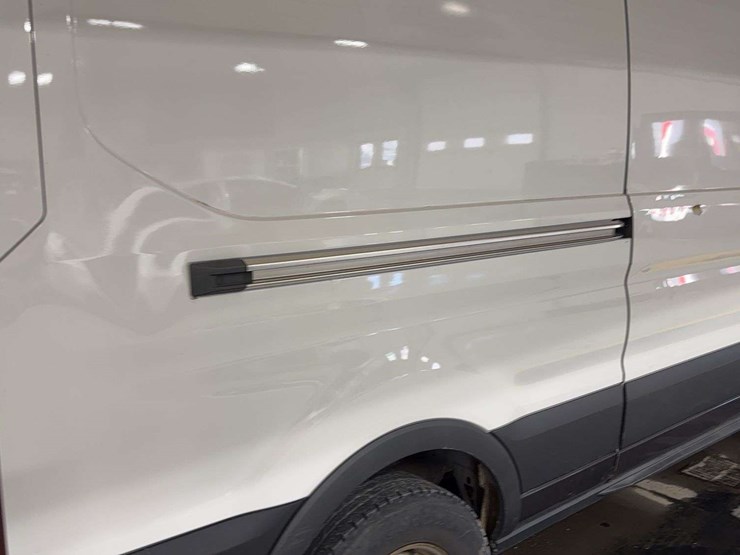 2018-ford-transit-image-28