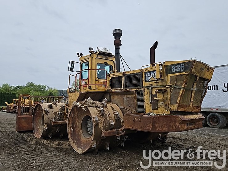 1994-caterpillar-836c-image-4