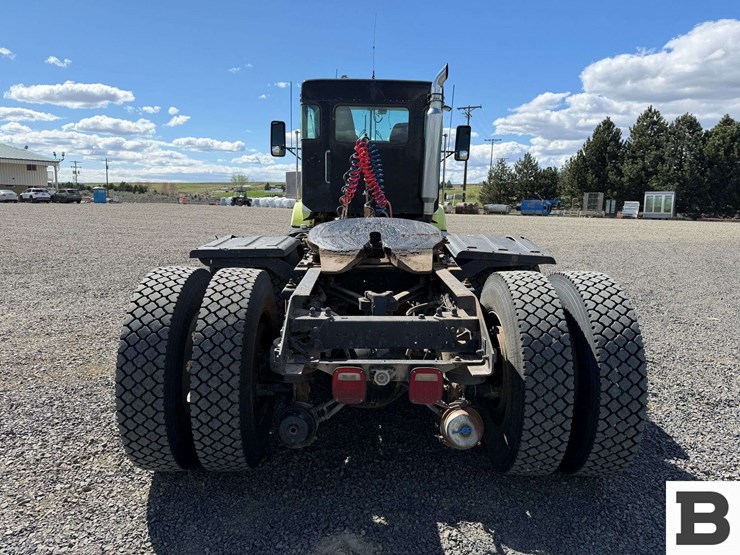 1998-kenworth-t800-image-4