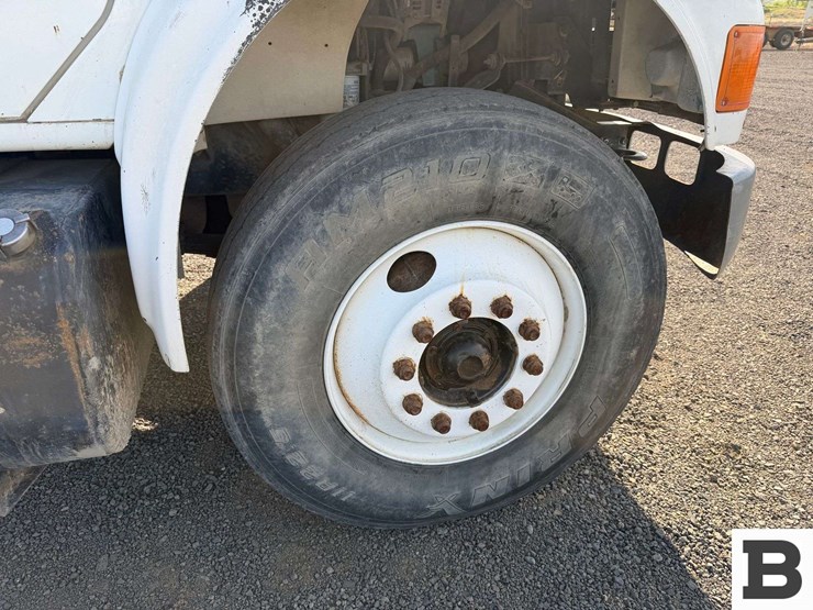 1998-international-f-4900-cab-&-chassis-truck-image-36