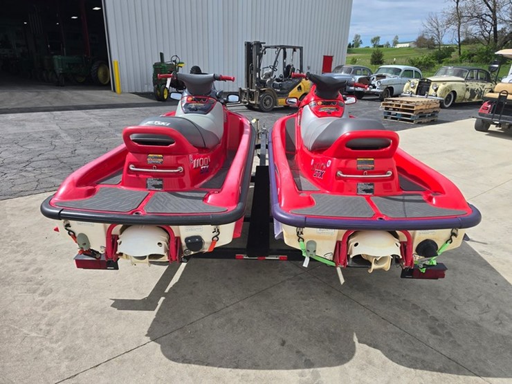 #60-•-kawasaki-1100-stx-jet-skis-image-4