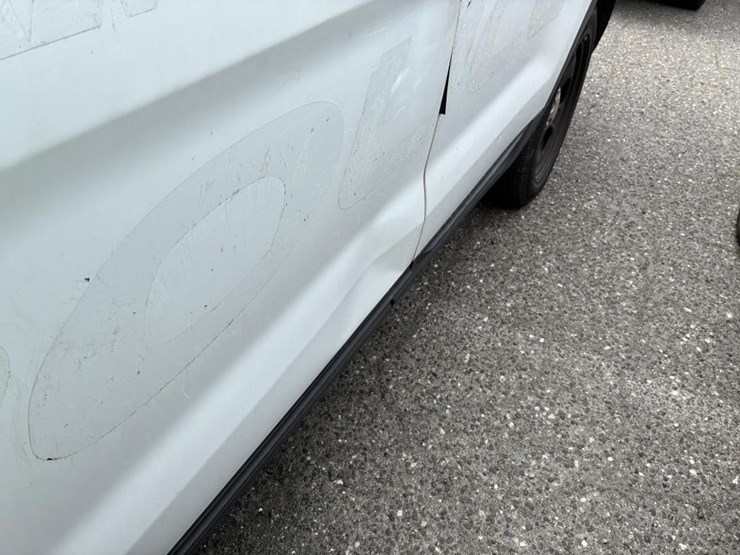 2015-ford-explorer-police-interceptor-image-9