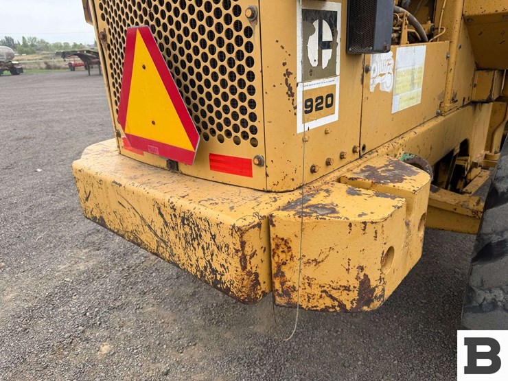 caterpillar-920-image-39