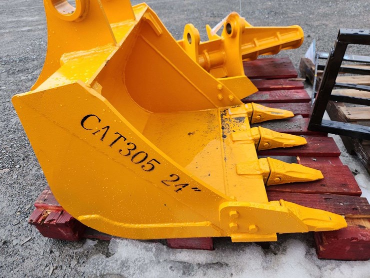 caterpillar-305-image-2