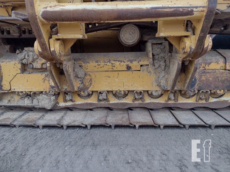 2013-deere-700k-lgp-image-39