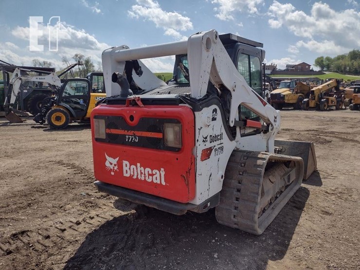 2022-bobcat-t770-image-38