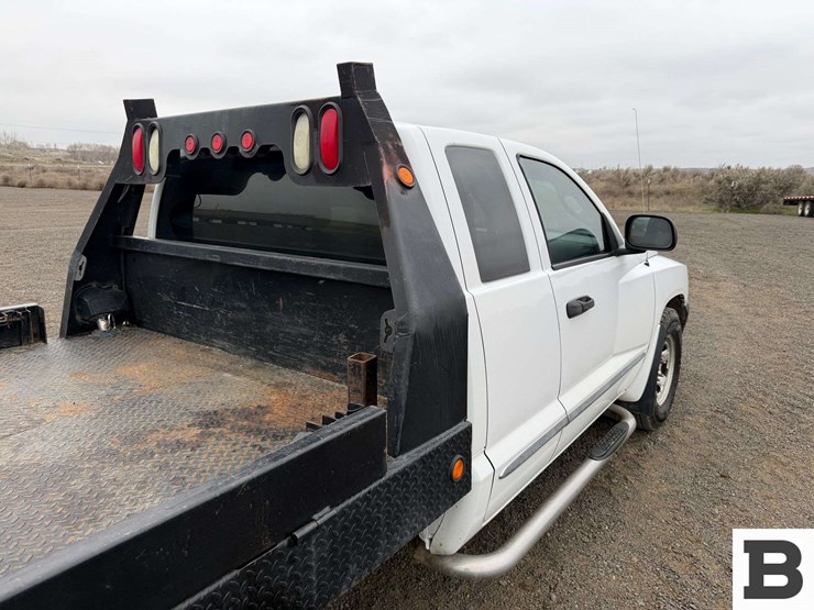 2005-dodge-dakota-image-21