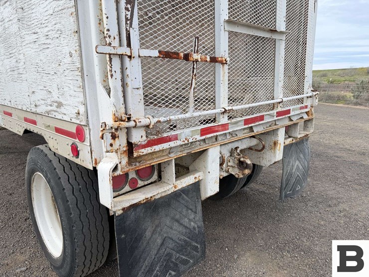 1984-fruehauf-open-top-image-17