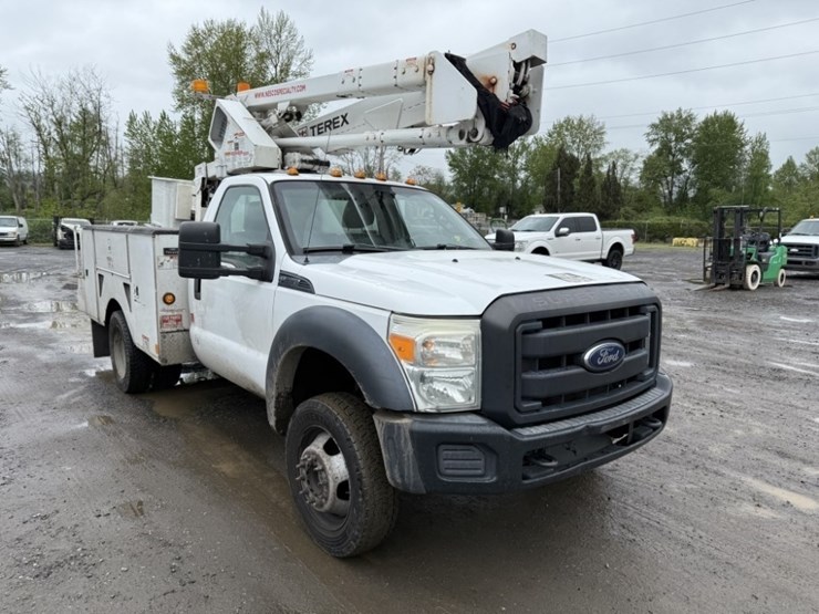 2015-ford-f550-sd-image-2
