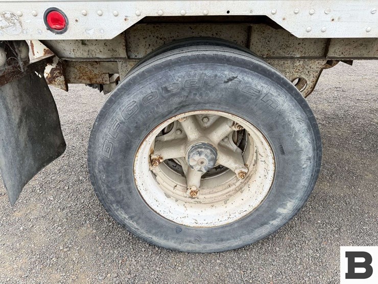 1984-fruehauf-open-top-image-29