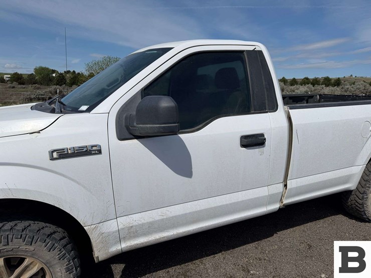 2015-ford-f150-image-12