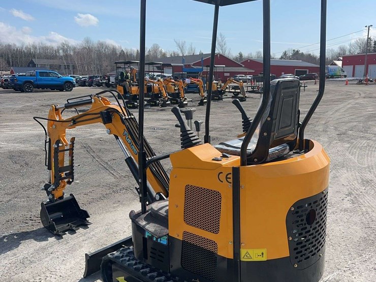 2026-future-ft15-mini-excavator-image-7