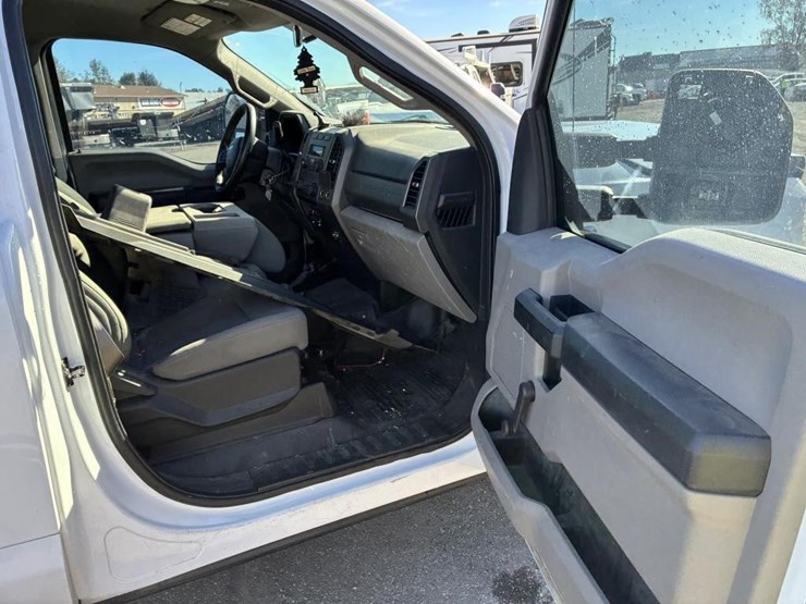 2017-ford-f250-image-11