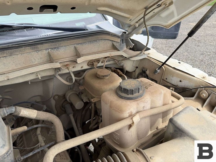 2011-ford-f350-image-35