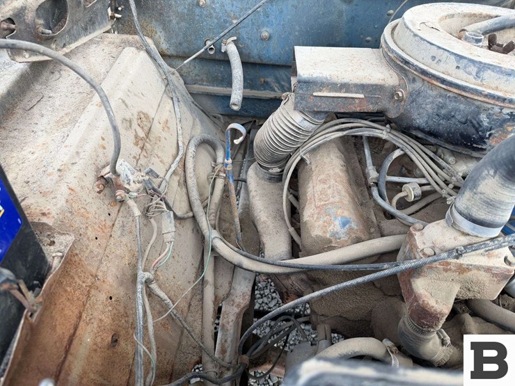 1976-ford-f750-image-26