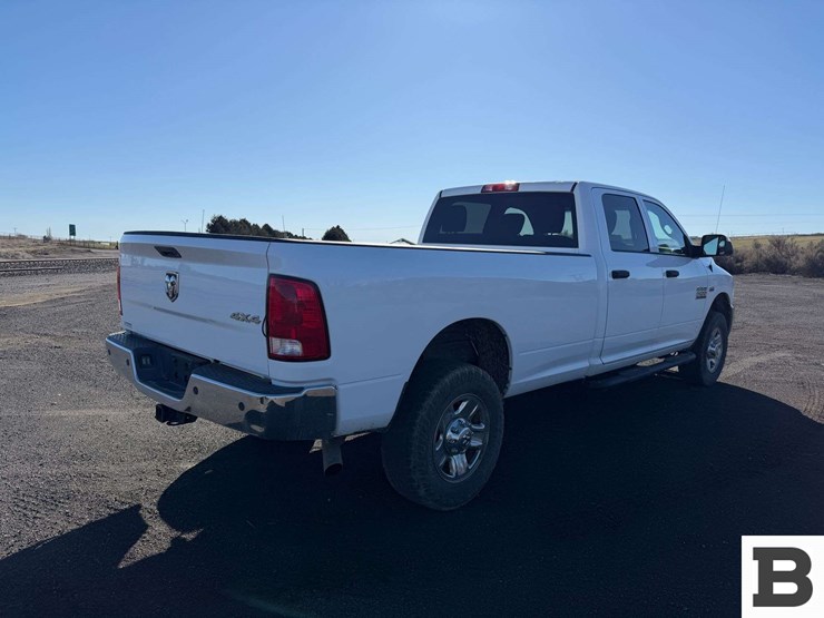 2017-dodge-2500-image-4