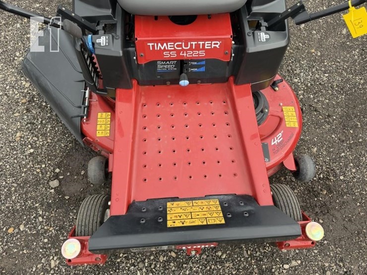 2016-toro-timecutter-ss4225-image-11