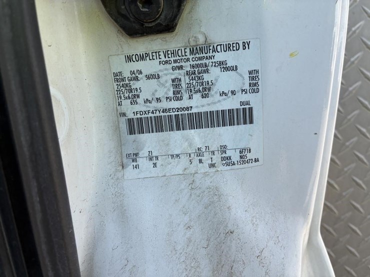 2006-ford-f450-image-19